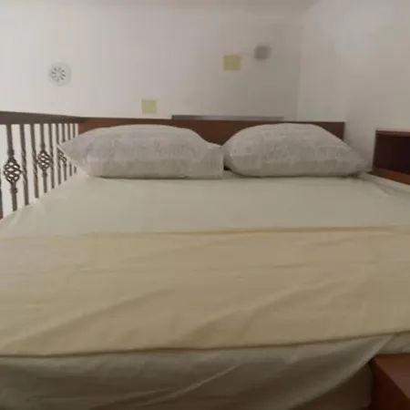 Niva Apartment *